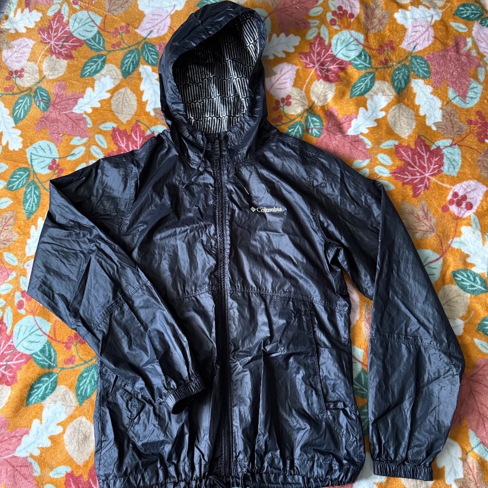 Columbia Women's Thermal Coil Hooded Windbreaker